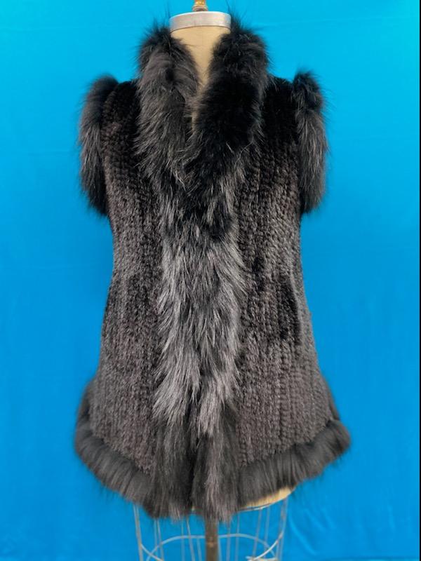 30" knitted mink vest - Click Image to Close