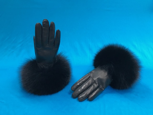 Ladies black lamb leather gloves with black fox cuffs